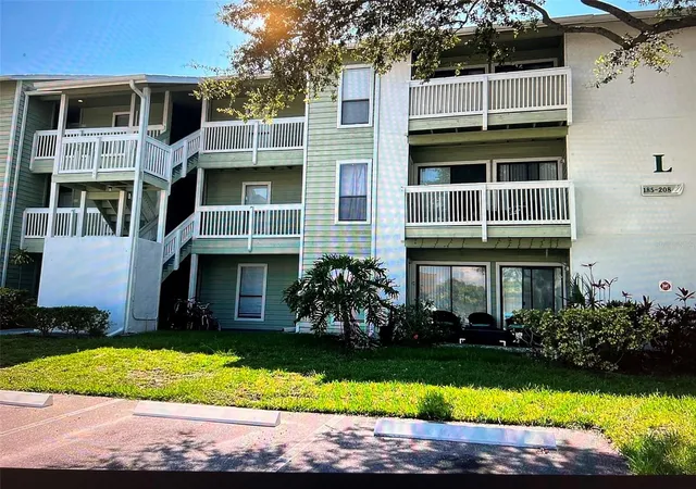 2nd image of 455 Alt 19 S #202, Palm Harbor, FL 34683 | MLS# TB8538533