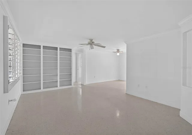 2nd image of 707 Park Ln, Bradenton, FL 34209 | MLS# A4702892
