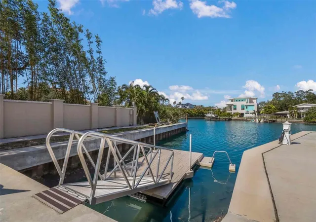 Photo 4 of Condo for sale at 1703 N Tamiami Trl #210, Sarasota, FL 34234 | MLS# A4702895 | Listing updated on 2026-10-06