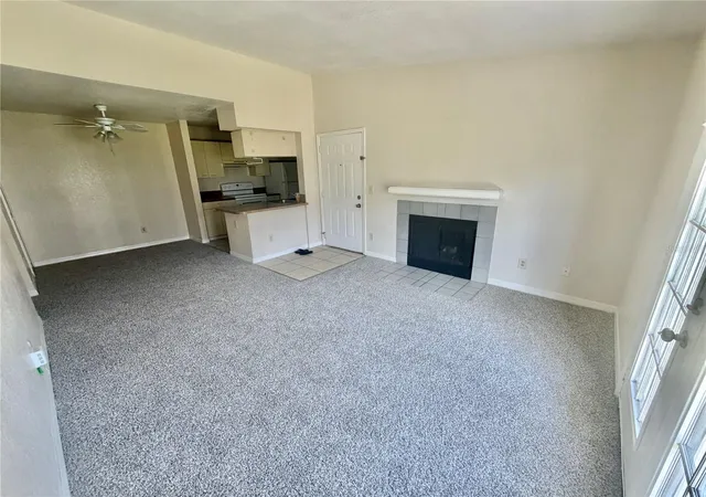 Photo 3 of Condo for sale at 2550 N Alafaya Trl #5203, Orlando, FL 32826 | MLS# O6433282 | Listing updated on 2026-08-24