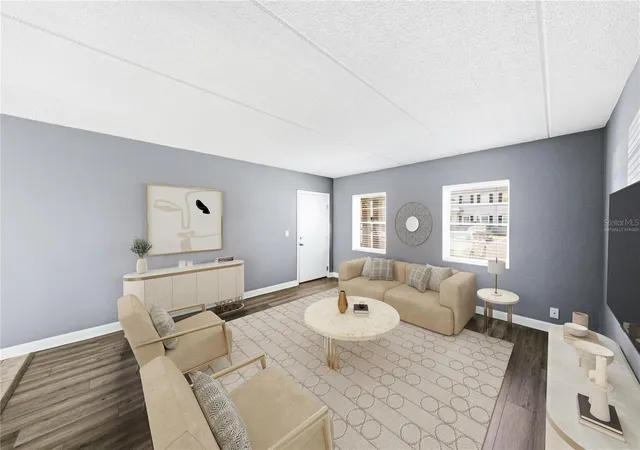 Listing Photo 5 - Condo for sale in building located at 1170 Rue Des Chateaux, SOUTH PASADENA, FL 33707 - Unit #1A