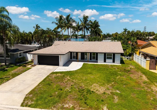 Photo 1 of Single family home for sale at 3960 13th Way Ne, Saint Petersburg, FL 33703 | MLS# TB8538560 | Listing updated on 2026-09-02