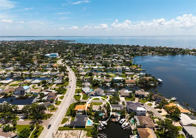 Photo 51 of Single family home for sale at 3960 13th Way Ne, Saint Petersburg, FL 33703 | MLS# TB8538560 | Listing updated on 2026-09-02
