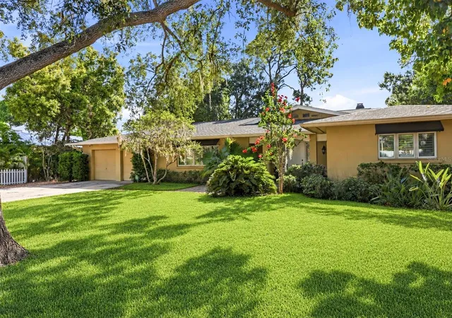 Photo 3 of Land for sale at 1041 Citrus Ave, Sarasota, FL 34236 | MLS# A4702905 | Listing updated on 2026-08-20