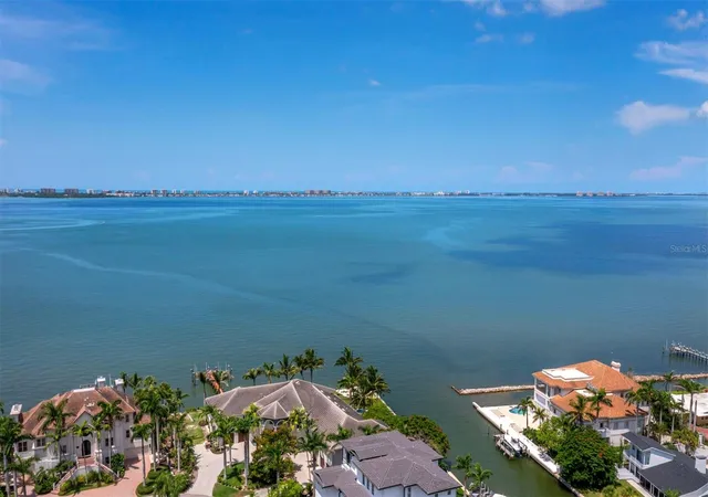 2nd image of 1709 N Tamiami Trl, SARASOTA, FL 34234