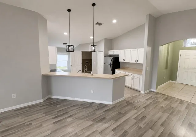 4th image of 2242 Colville Chase Dr, Ruskin, FL 33570 | MLS# O6433327