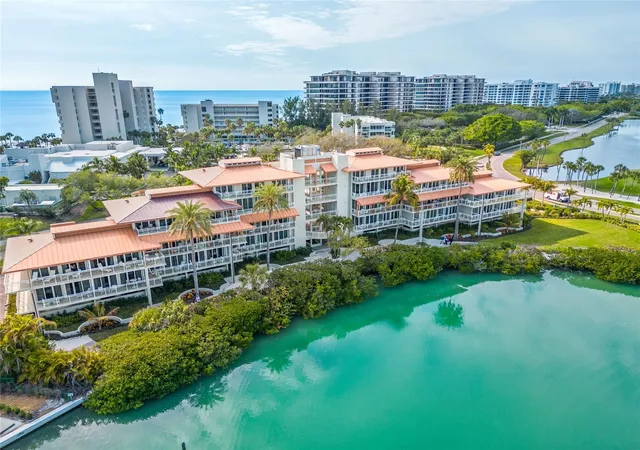 2nd image of 225 Sands Pt Rd, LONGBOAT KEY, FL 34228