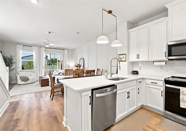 5th image of 5292 Neil Dr, Saint Petersburg, FL 33714 | MLS# TB8538600