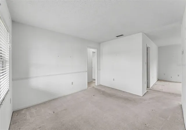 Photo 2 of Sale Pending at 1050 Bearcreek Dr, Bartow, FL 33830 | MLS# L4964259 | Listing updated on 2026-08-17
