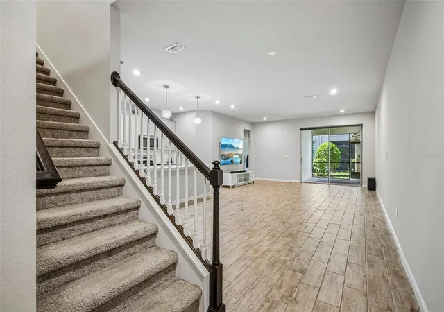 5th image of 19405 Monarch Wind Wy, Lutz, FL 33558 | MLS# TB8538607