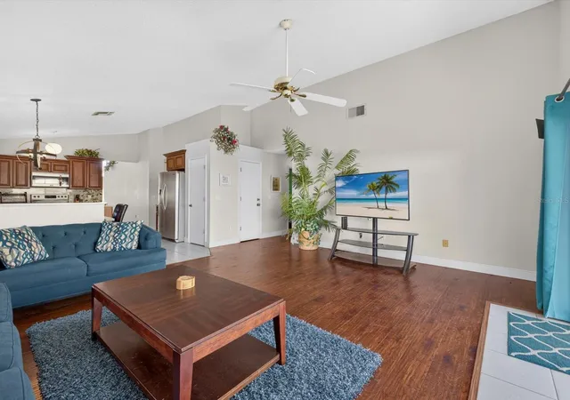 Photo 3 of Single family home for sale at 267 Rochester Loop, Davenport, FL 33897 | MLS# O6433383 | Listing updated on 2026-08-19