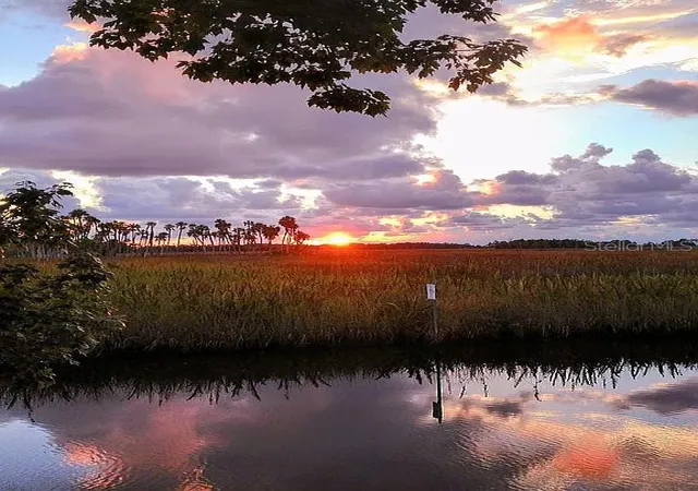 4th image of 5243 Tropical Pt, Weeki Wachee, FL 34607 | MLS# W7888572