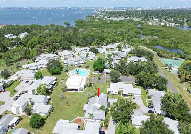 Photo 2 of Condo for sale at 3216 39th Street #C, Saint Petersburg, FL 33711 | MLS# TB8538643 | Listing updated on 2026-08-22