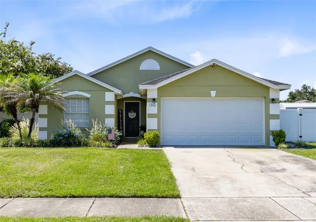 Photo 1 of Single family home for sale at 1312 Corsino St, Winter Garden, FL 34787 | MLS# O6433388 | Listing updated on 2026-08-27