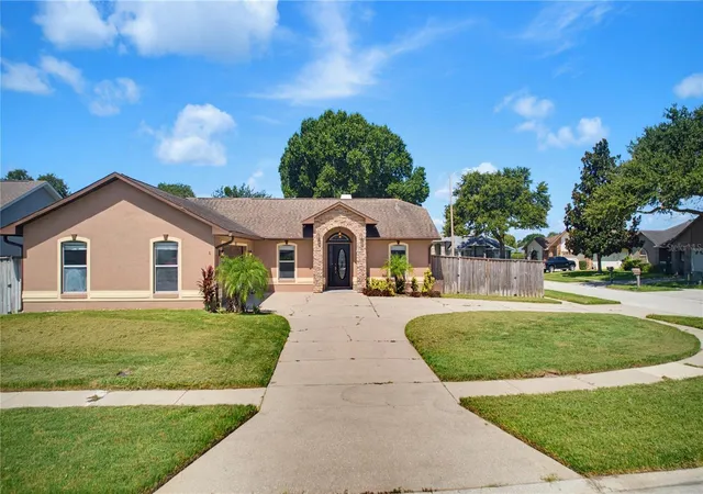 2nd image of 5719 Sweetheart Ct, Saint Cloud, FL 34772 | MLS# TB8538648