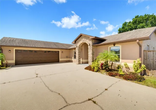 4th image of 5719 Sweetheart Ct, Saint Cloud, FL 34772 | MLS# TB8538648