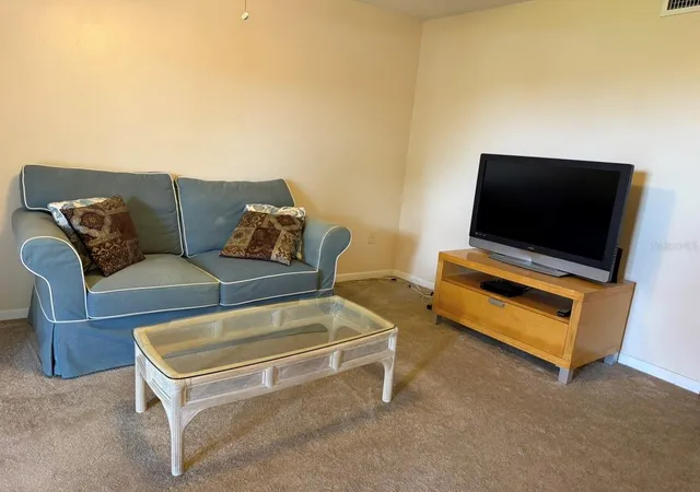 3rd image of 105 47Th Avenue Dr W #374, Bradenton, FL 34207 | MLS# D6148401