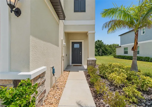 2nd image of 222 Tulip Banded Wy, Ruskin, FL 33570 | MLS# TB8538687