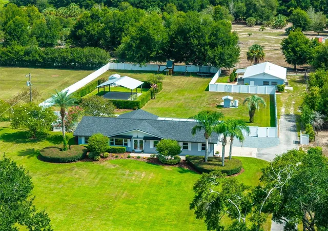 2nd image of 39036 Rose St, Umatilla, FL 32784 | MLS# G5116433