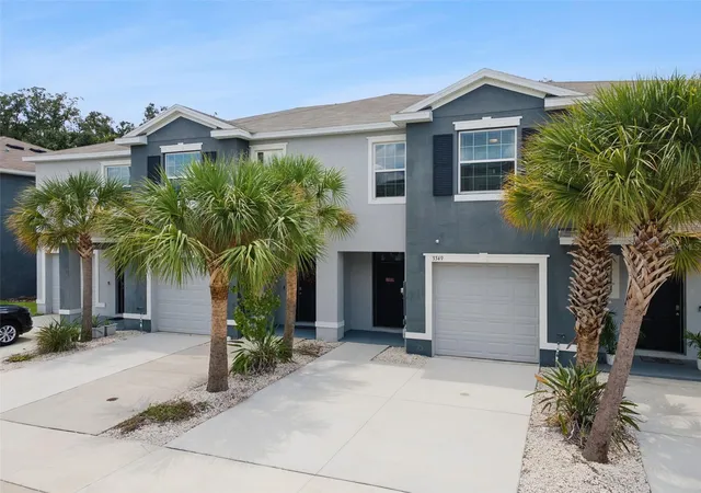 Photo 2 of Townhouse for sale at 3349 Pleasant Willow Ct, Brandon, FL 33511 | MLS# O6433436 | Listing updated on 2026-10-13