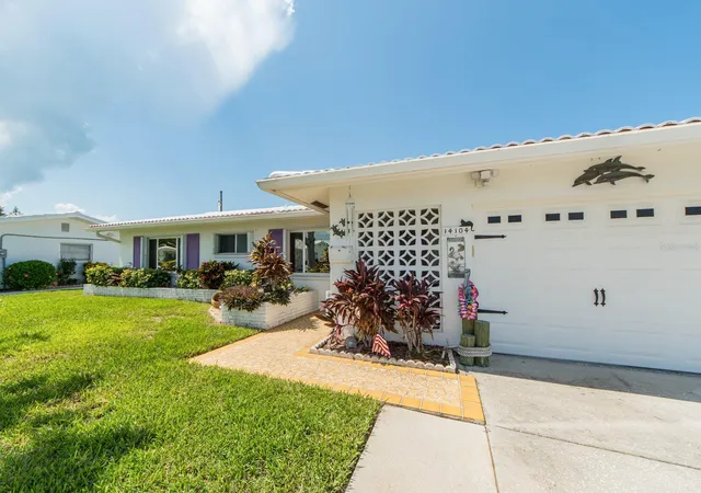 3rd image of 14104 89Th Ave, Seminole, FL 33776 | MLS# TB8538726