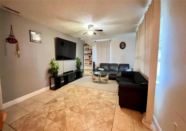 2nd image of 2615 Cecile St, Kissimmee, FL 34741 | MLS# O6433443