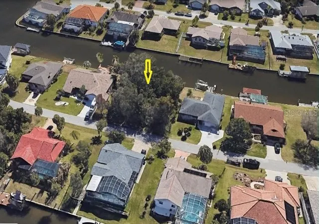 1st image of 10 Florence Ct, Palm Coast, FL 32137 | MLS# A4702949