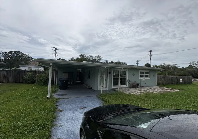13th image of 1890 San Mateo Dr, Dunedin, FL 34698 | MLS# TB8538779