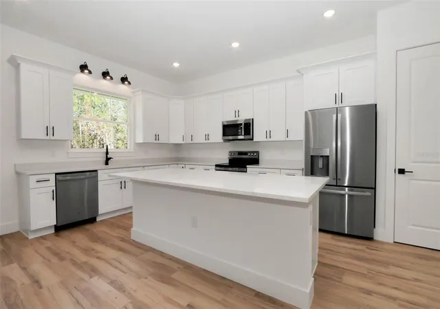 Photo 4 of Single family home for sale at 12886 SW 90 Place, Dunnellon, FL 34432 | MLS# O6433519 | Listing updated on 2026-08-18