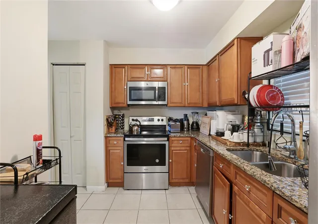 4th image of 4915 Pine Needle Dr, Orlando, FL 32808 | MLS# O6433523