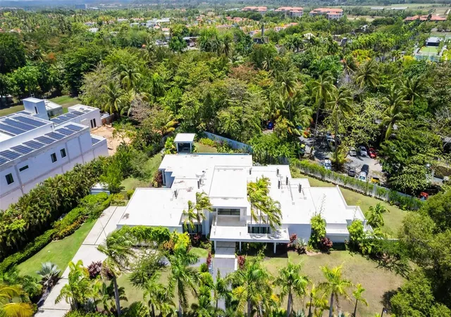 Photo 2 of Single family home for sale at 1 Dorado Beach Ests, Dorado, PR 00646 | MLS# PR9123402 | Listing updated on 2026-08-21