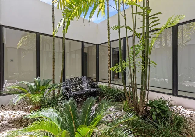 Photo 4 of Single family home for sale at 1 Dorado Beach Ests, Dorado, PR 00646 | MLS# PR9123402 | Listing updated on 2026-08-21