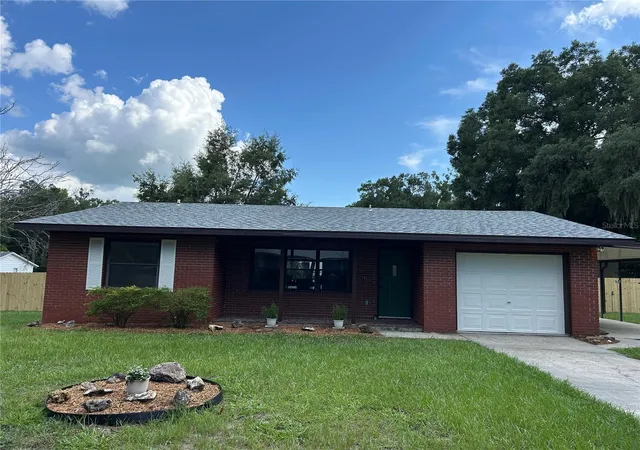 1st image of 25639 Sw 18th Ave, Newberry, FL 32669 | MLS# GC542737