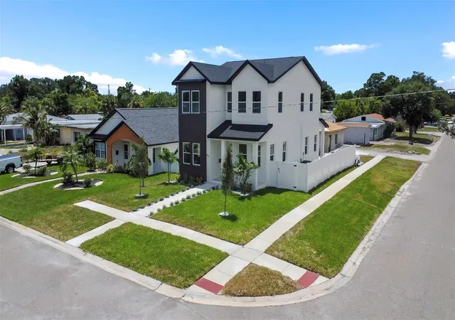 1st image of 617 Folsom St S, Saint Petersburg, FL 33707 | MLS# TB8538839