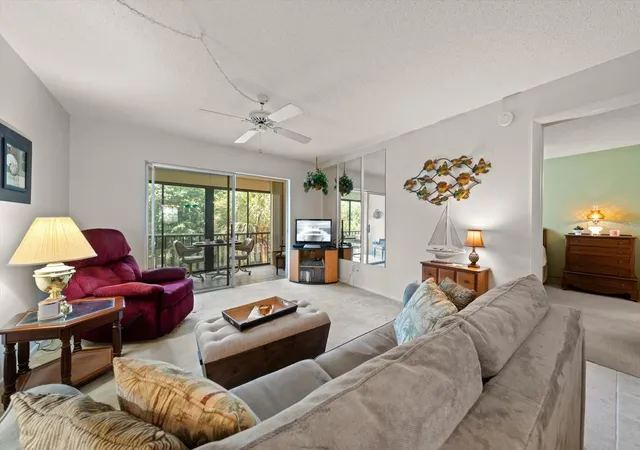Photo 4 of Condo for sale at 11485 Oakhurst Rd #1100-304, Largo, FL 33774 | MLS# TB8538876 | Listing updated on 2026-10-08