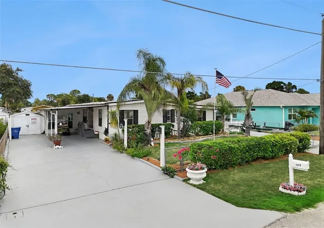 2nd image of 109 Douglas St, Edgewater, FL 32141 | MLS# V4950729