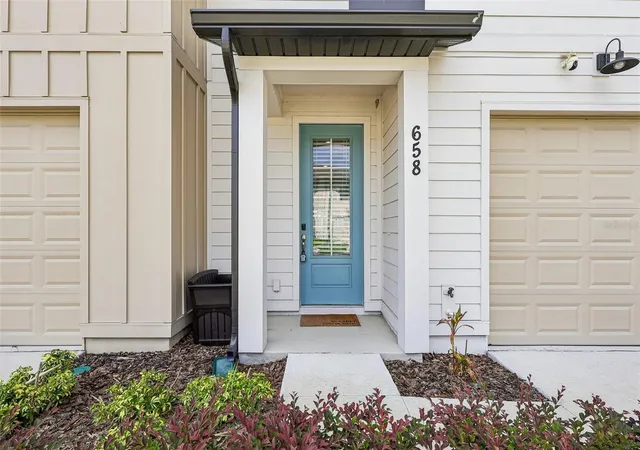 1st image of 658 Longboat Dr, Davenport, FL 33896 | MLS# S5155630
