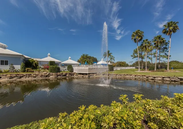 Photo 5 of Single family home for sale at 444 Tremingham Way, Venice, FL 34293 | MLS# A4702985 | Listing updated on 2026-08-18