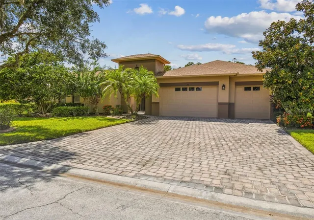 Photo 3 of Sale Pending at 141 Lemon Grv Dr, Kissimmee, FL 34759 | MLS# S5155632 | Listing updated on 2026-08-19