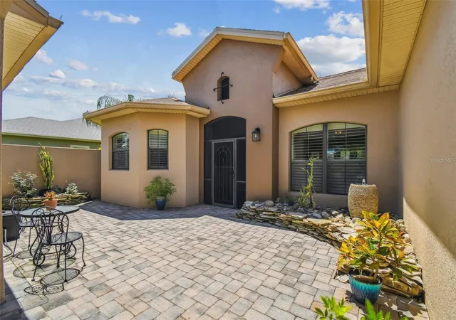 Photo 5 of Sale Pending at 141 Lemon Grv Dr, Kissimmee, FL 34759 | MLS# S5155632 | Listing updated on 2026-08-19