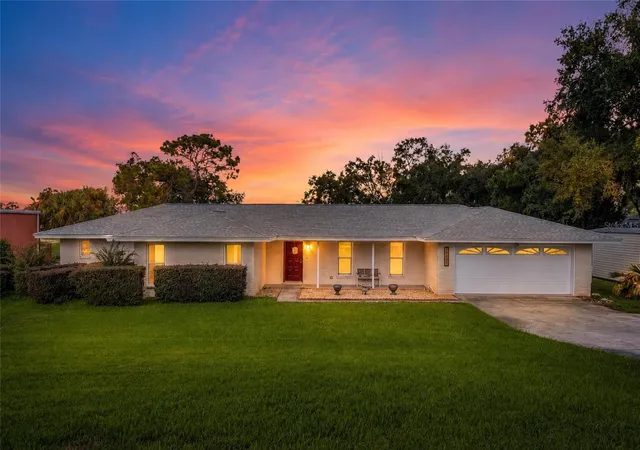 1st image of 33809 Overton Dr, Leesburg, FL 34788 | MLS# G5116455