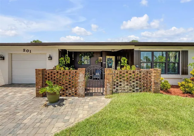 Photo 3 of Single family home for sale at 201 S Venetian Way, Port Orange, FL 32127 | MLS# NS1089000 | Listing updated on 2026-09-04