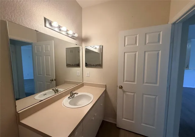 Photo 24 of Condo for sale at 3621 Conroy Rd #732, Orlando, FL 32839 | MLS# S5155636 | Listing updated on 2026-08-28