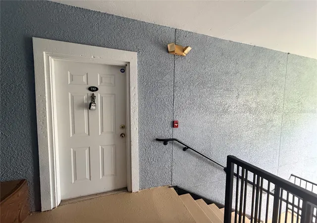 Photo 3 of Condo for sale at 3621 Conroy Rd #732, Orlando, FL 32839 | MLS# S5155636 | Listing updated on 2026-08-28