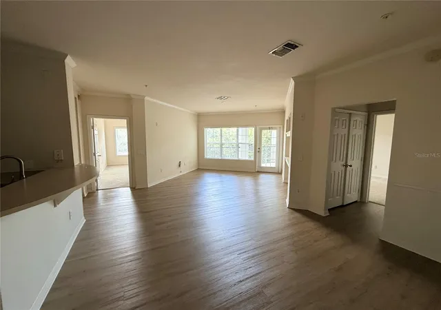 Photo 4 of Condo for sale at 3621 Conroy Rd #732, Orlando, FL 32839 | MLS# S5155636 | Listing updated on 2026-08-28