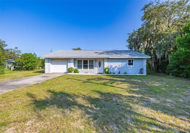 1st image of 608 Cherokee Cir, Avon Park, FL 33825 | MLS# S5155637