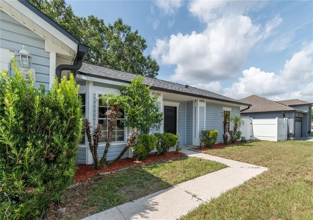 Photo 2 of Sale Pending at 953 Wages Way, Orlando, FL 32825 | MLS# O6433613 | Listing updated on 2026-08-17