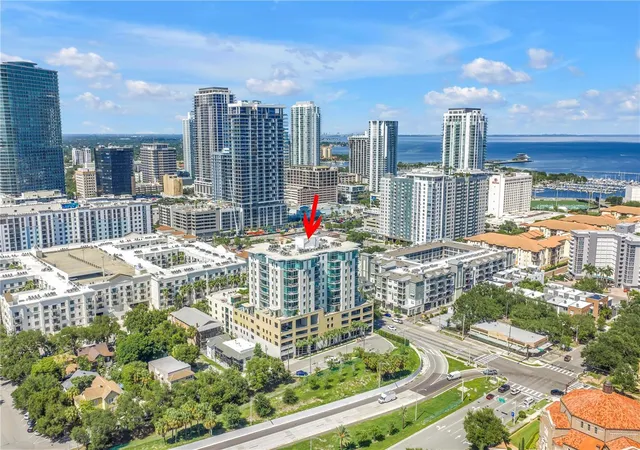 2nd image of 400 4Th Ave S, Saint Petersburg, FL 33701