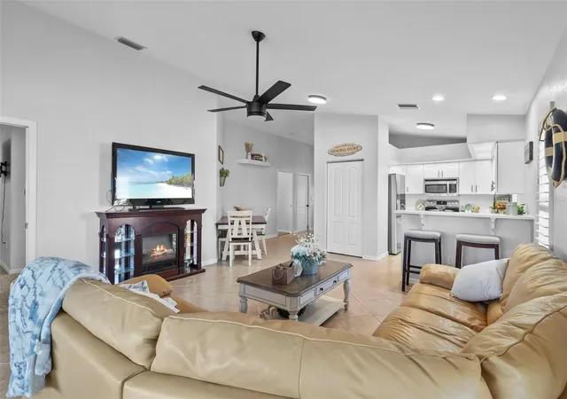 Photo 4 of Single family home for sale at 12962 SW Doug Dr, Lake Suzy, FL 34269 | MLS# A4702999 | Listing updated on 2026-08-24