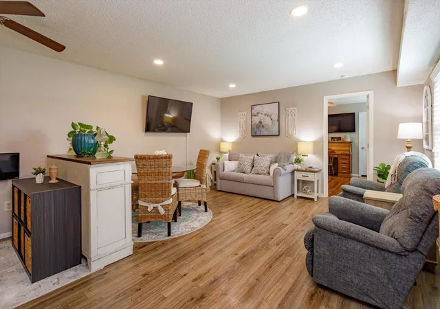 Listing Photo 5 - Condo for sale in building located at 27 Windtree Ln, WINTER GARDEN, FL 34787 - Unit #102
